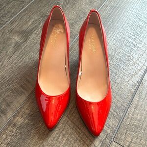EUC fire engine red Kate Spade pumps!